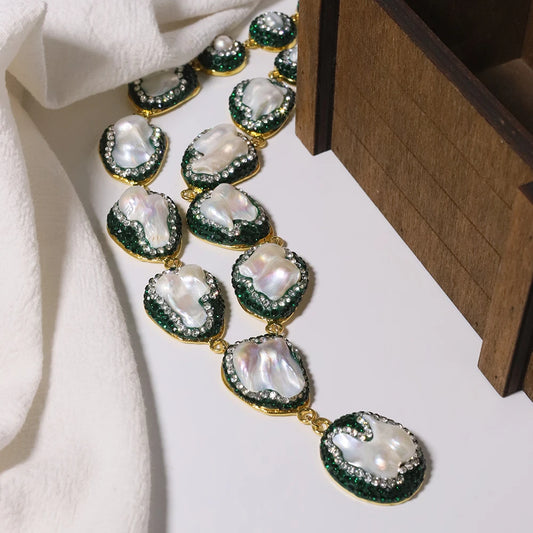 Natural Baroque Pearl Inlaid Zircon Green Necklace Korean Style Women Luxury Jewelry Fashion Ladies and Girls Gift GN0701